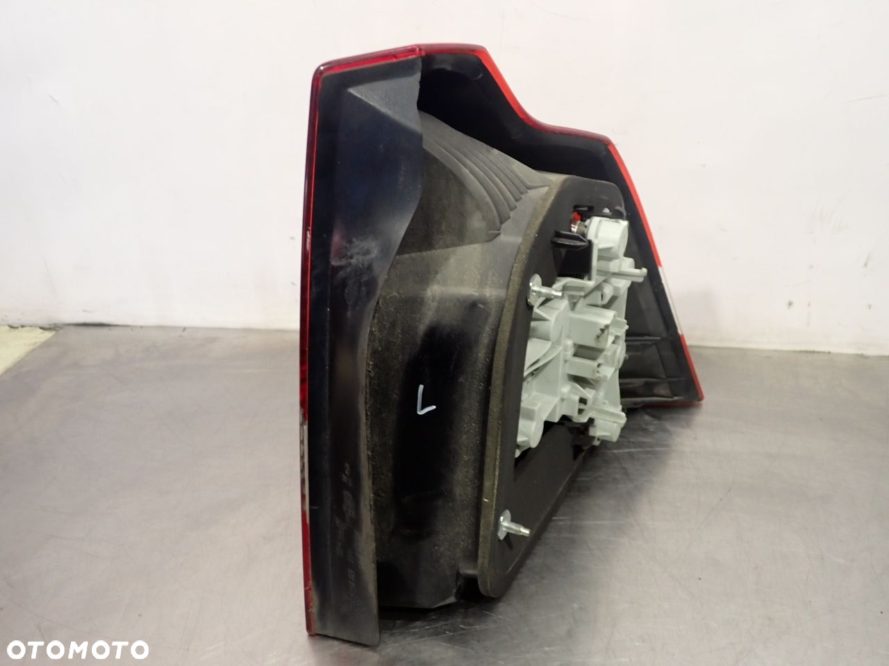 LAMPA LEWA TYLNA VOLVO S40 II - 6