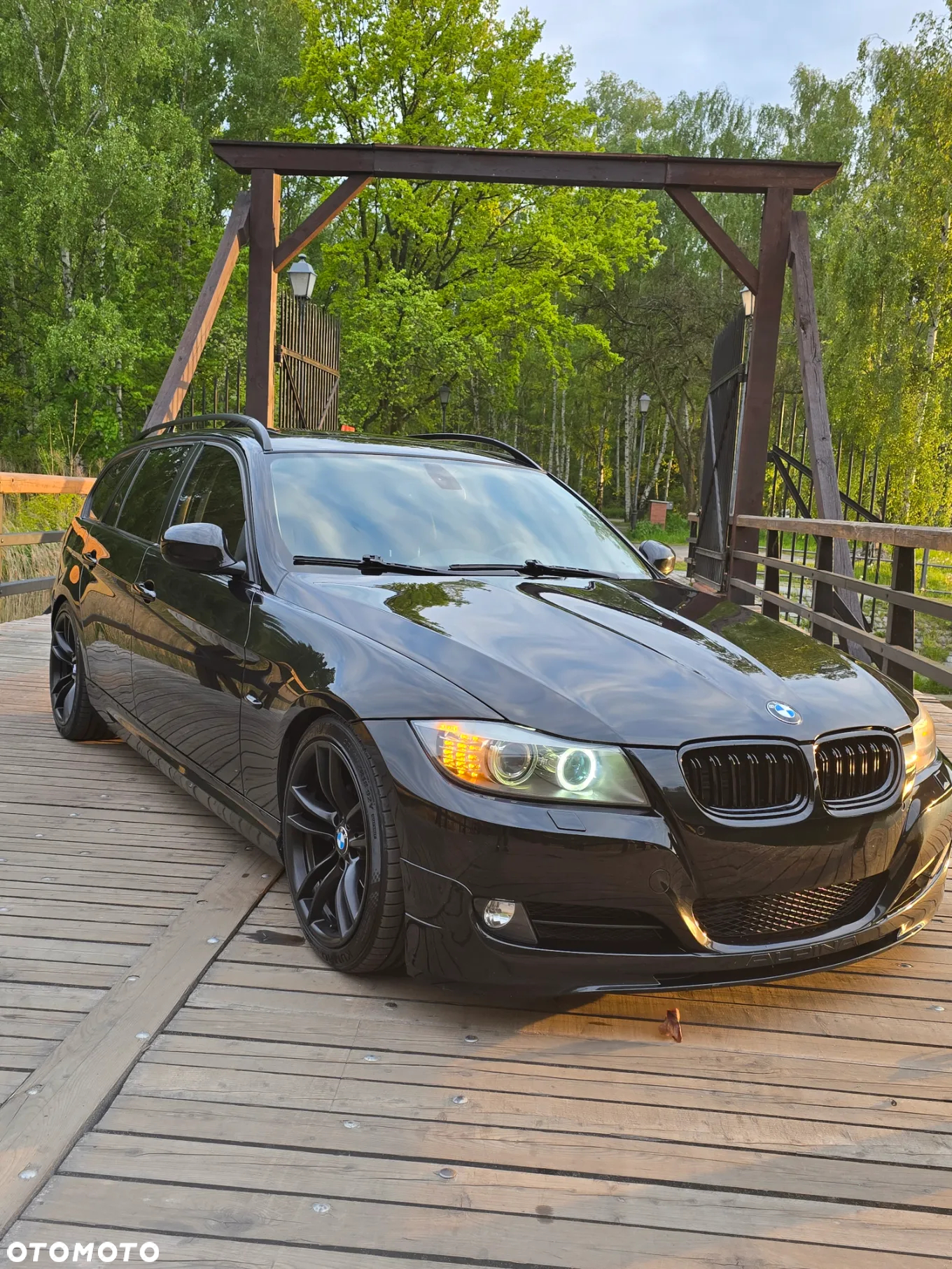 BMW Seria 3 320d DPF Touring - 9