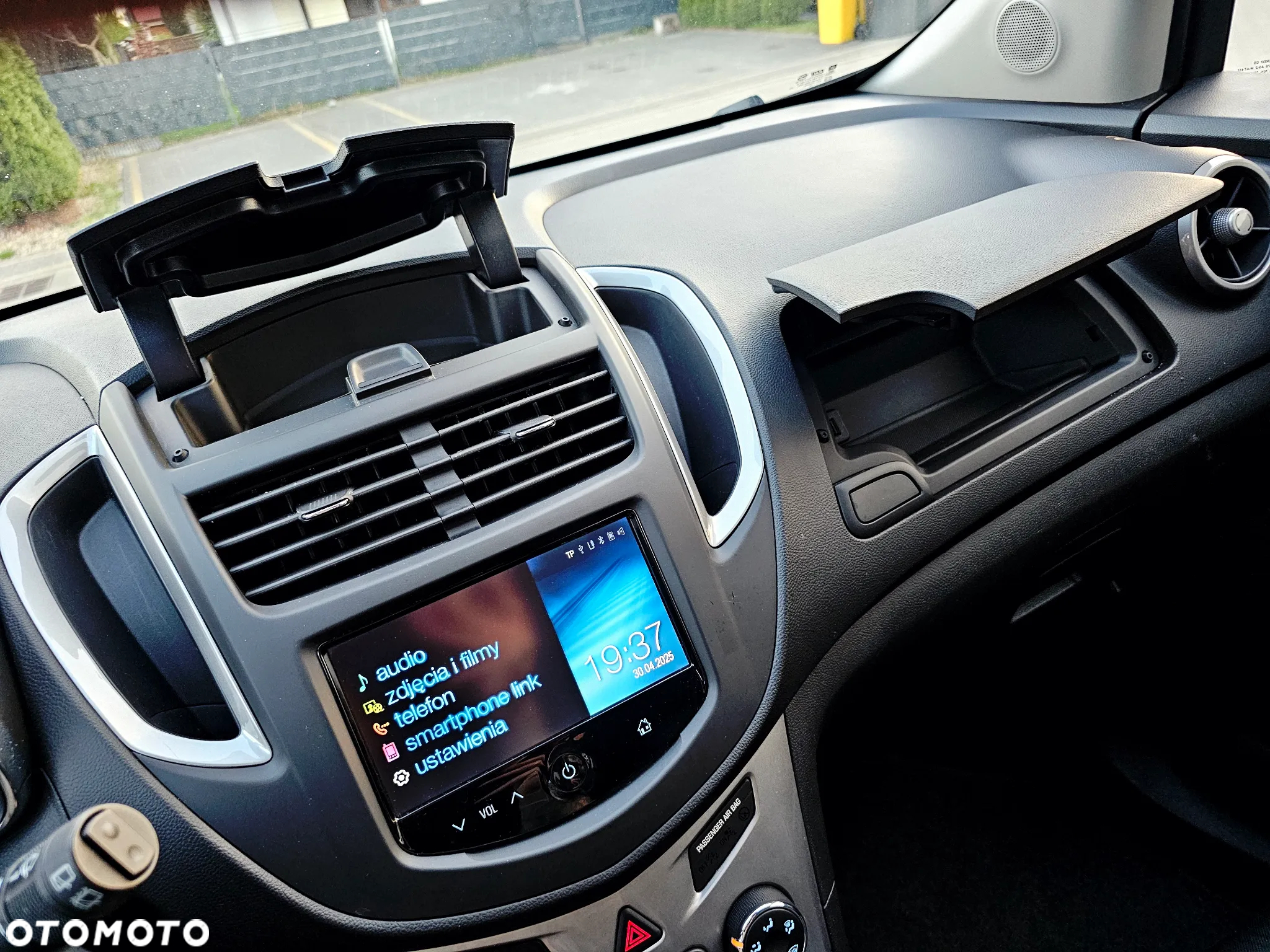 Chevrolet Trax 1.6 LT - 34