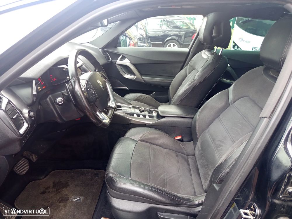 Citroën DS5 e-HDi 115 EGS6 SoChic - 22