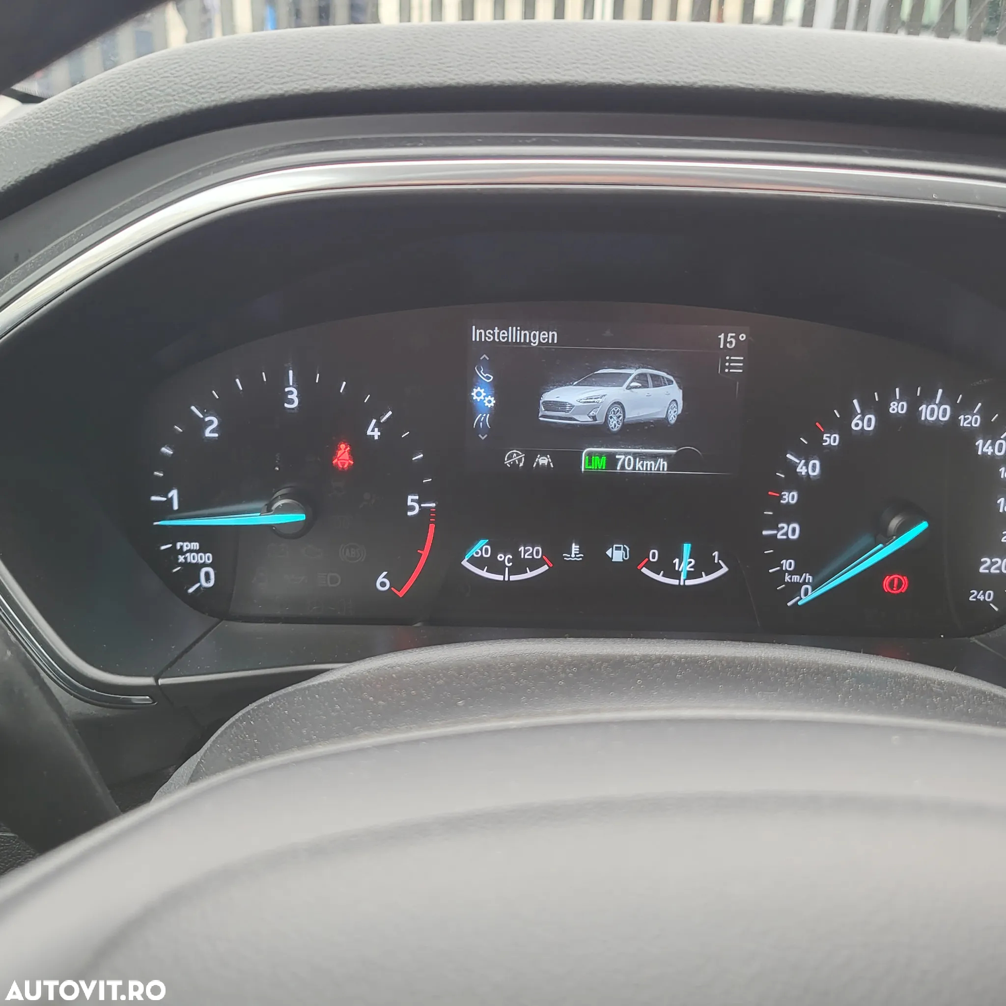 Ford Focus 1.5 EcoBlue Start-Stopp-System ACTIVE X - 15