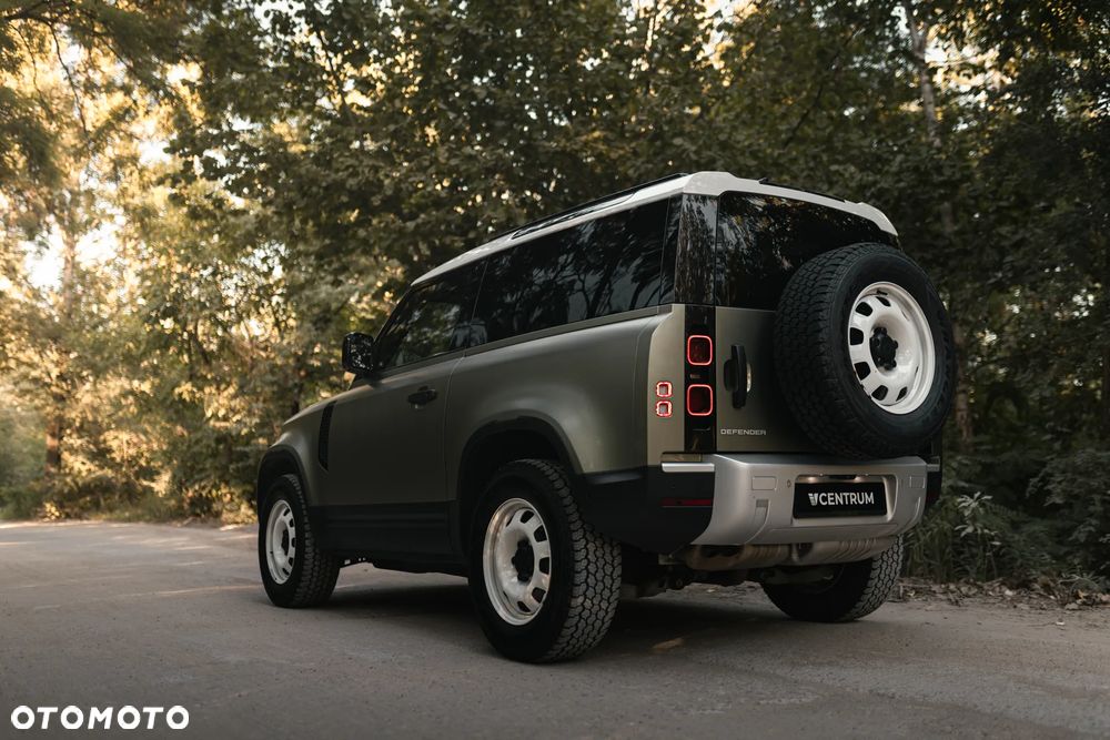 Land Rover Defender 3.0 D200 mHEV - 3
