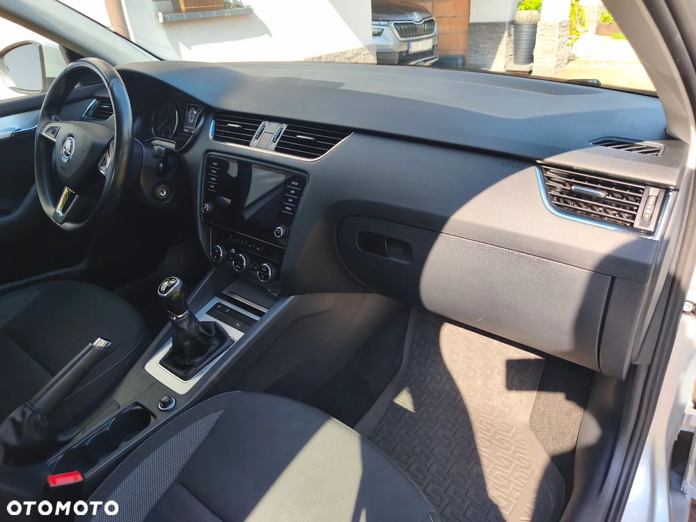 Skoda Octavia 1.6 TDI SCR Ambition - 11