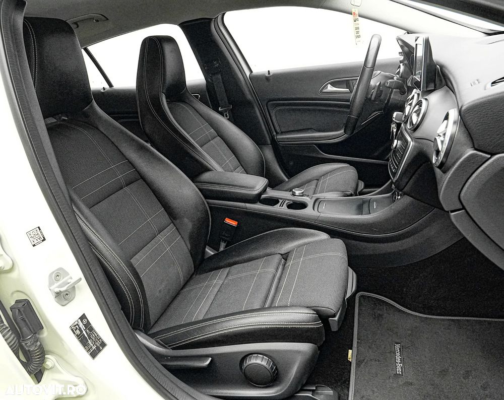 Mercedes-Benz GLA 200 d 4MATIC 7G-DCT Urban - 15