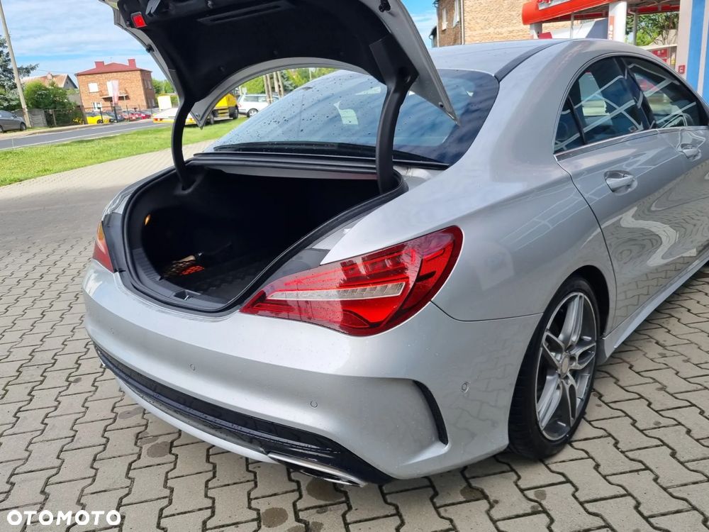 Mercedes-Benz CLA 200 AMG Line - 29