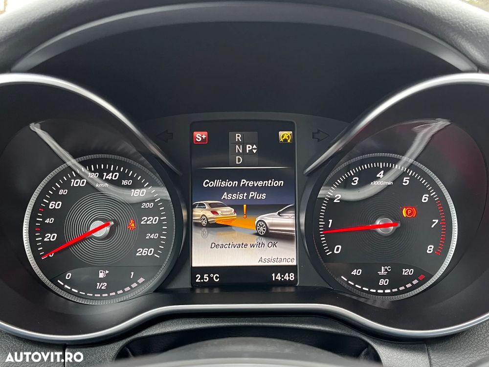 Mercedes-Benz C - 23