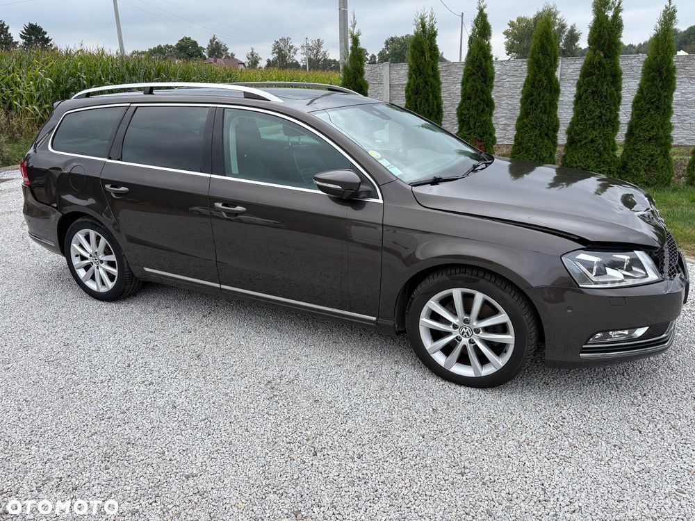 Volkswagen Passat Variant 2.0 TDI DSG BlueMotion Technology Exclusive - 11