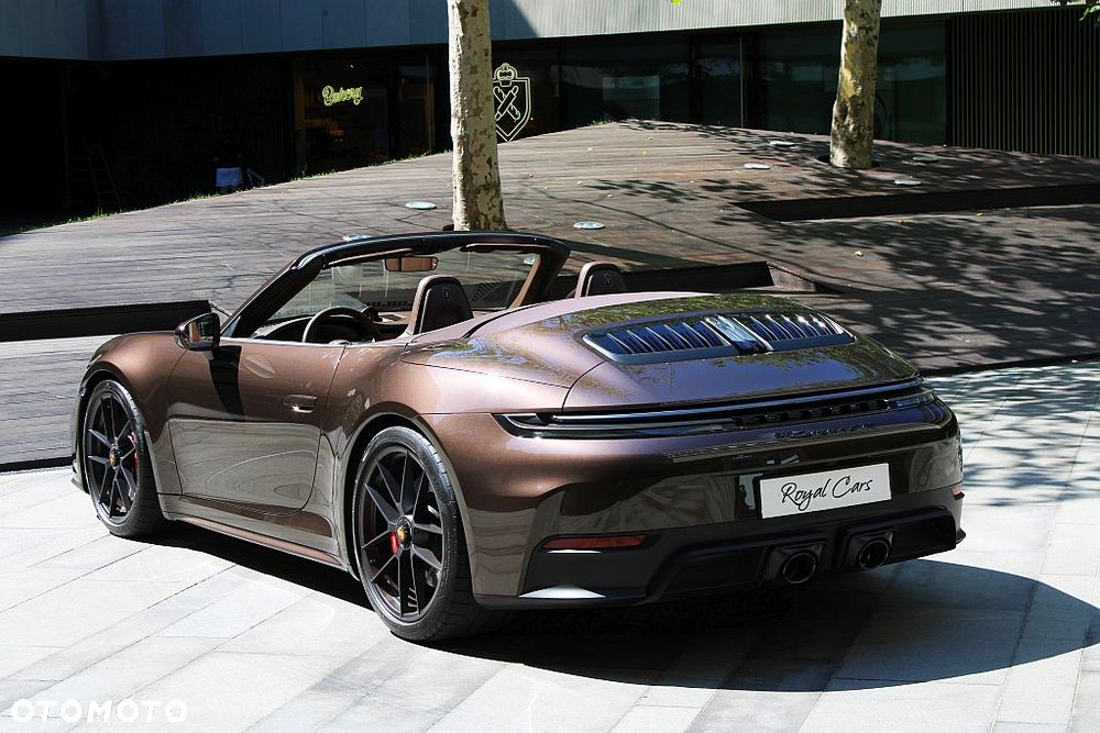 Porsche 911 Carrera T-Hybrid GTS - 3