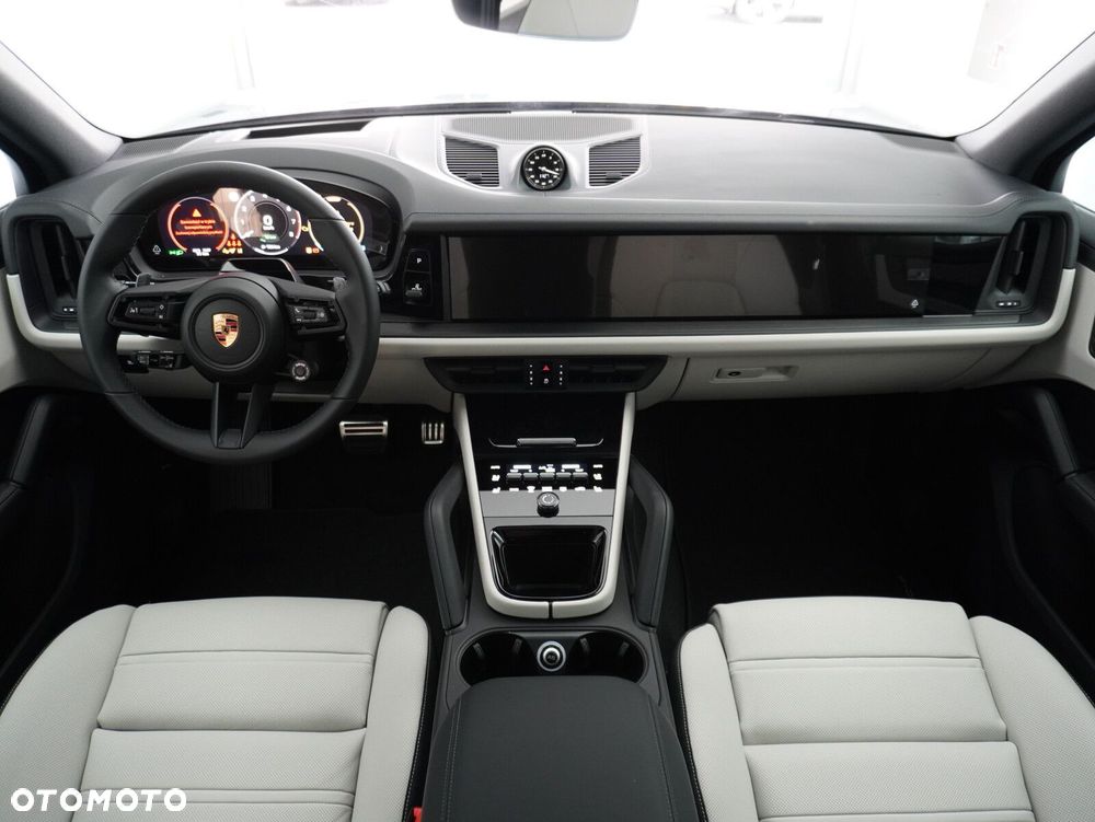 Porsche Cayenne S E-Hybrid PHEV Black Edition - 36