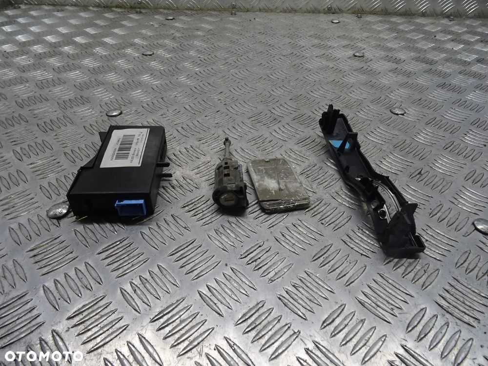 RENAULT LAGUNA II 00-05 HB 1.9DCI CZYTNIK KART STACYJKA KLUCZYK 8200224594 - 4