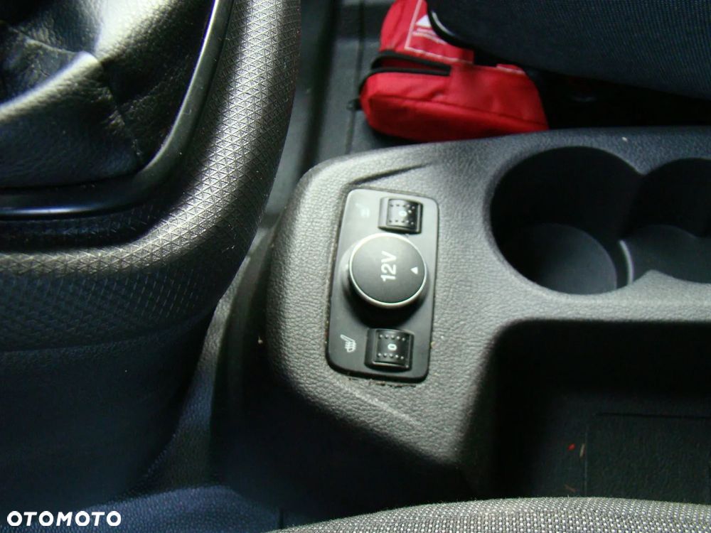 Ford Transit connect - 11