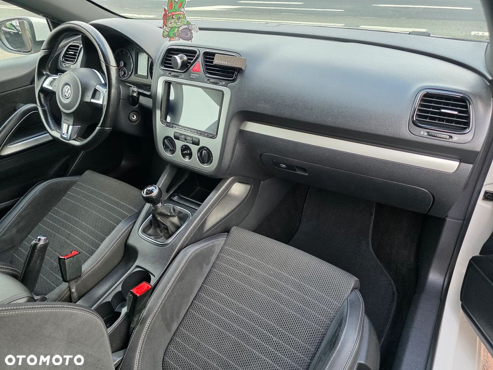 Volkswagen Scirocco 1.4 TSI Life - 11