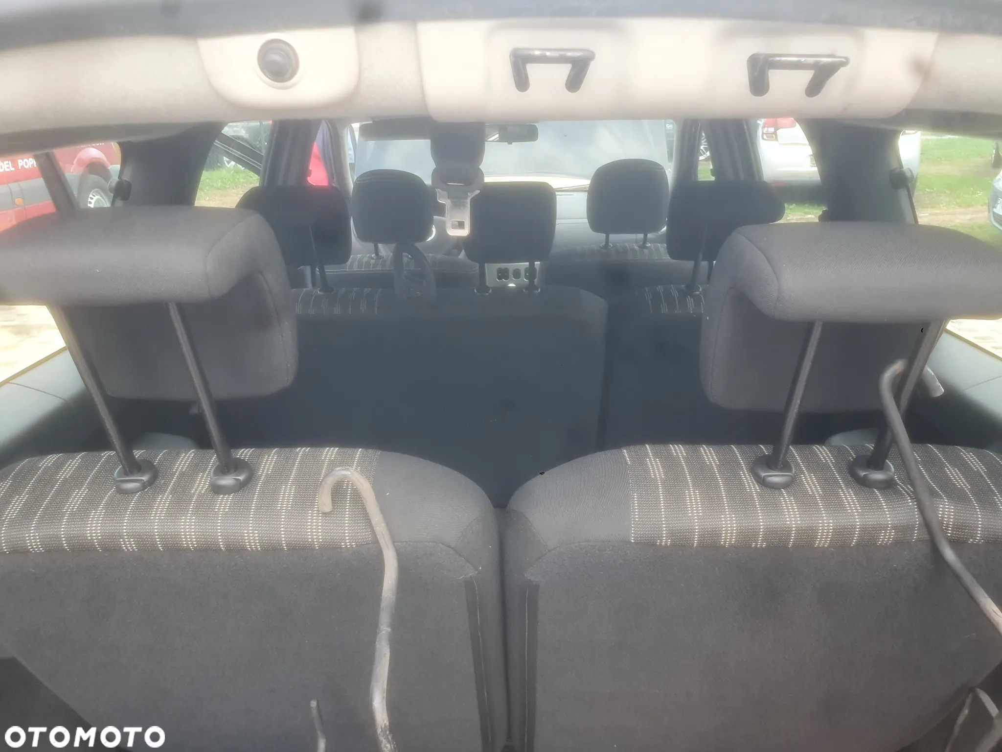 Dacia Logan MCV 1.6 16V Hi-Flex - 29
