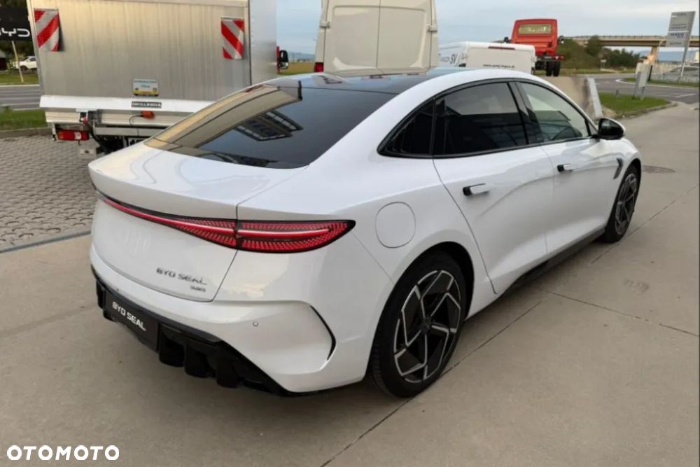 BYD Seal 82.5kWh Excellence AWD - 7