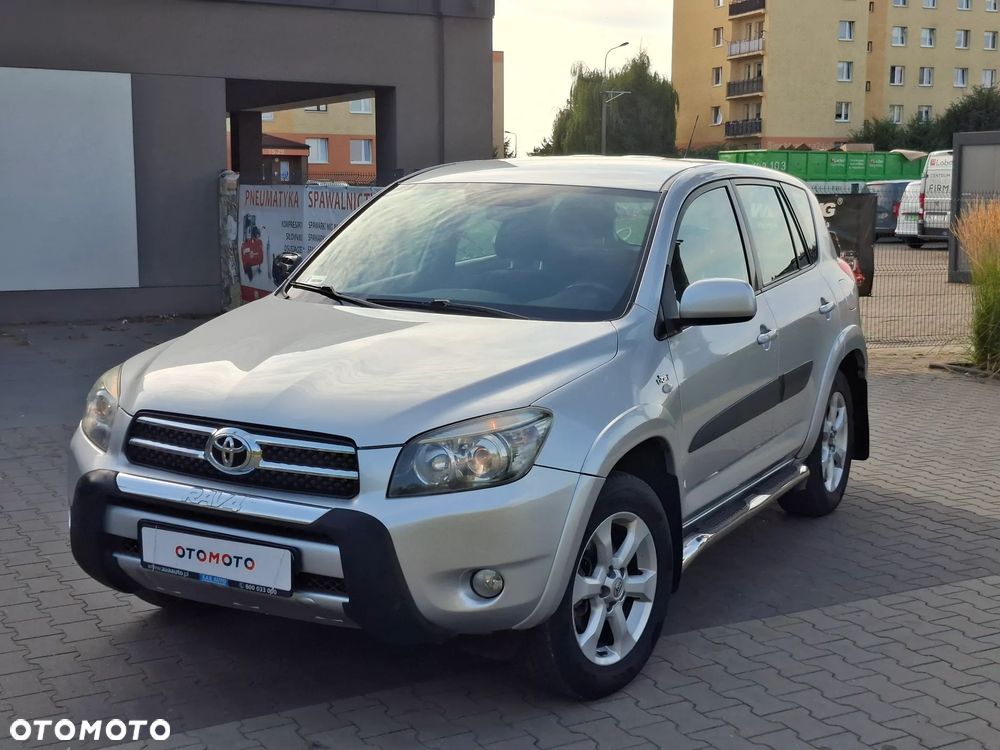 Toyota RAV4 2.2 D-4D Sol 180 - 2