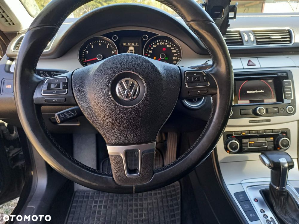 Volkswagen Passat 1.8 TSI Highline DSG - 14