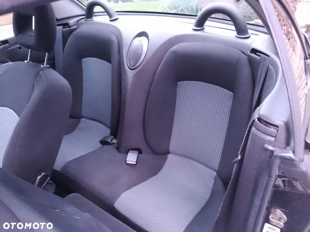 Peugeot 206 CC 110 JBL - 15
