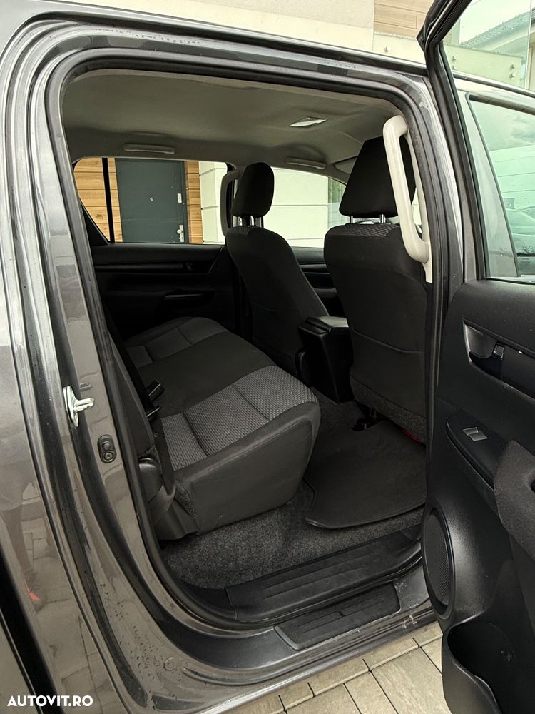 Toyota Hilux - 14