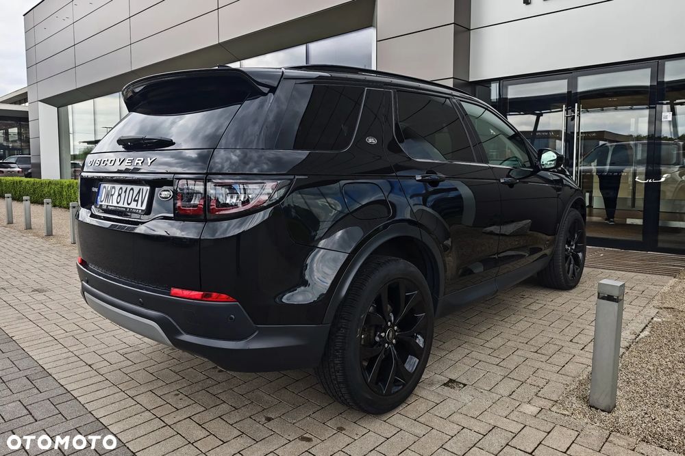 Land Rover Discovery Sport - 11