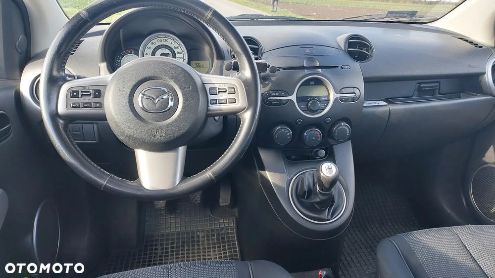 Mazda 2 1.5 Dynamic - 9