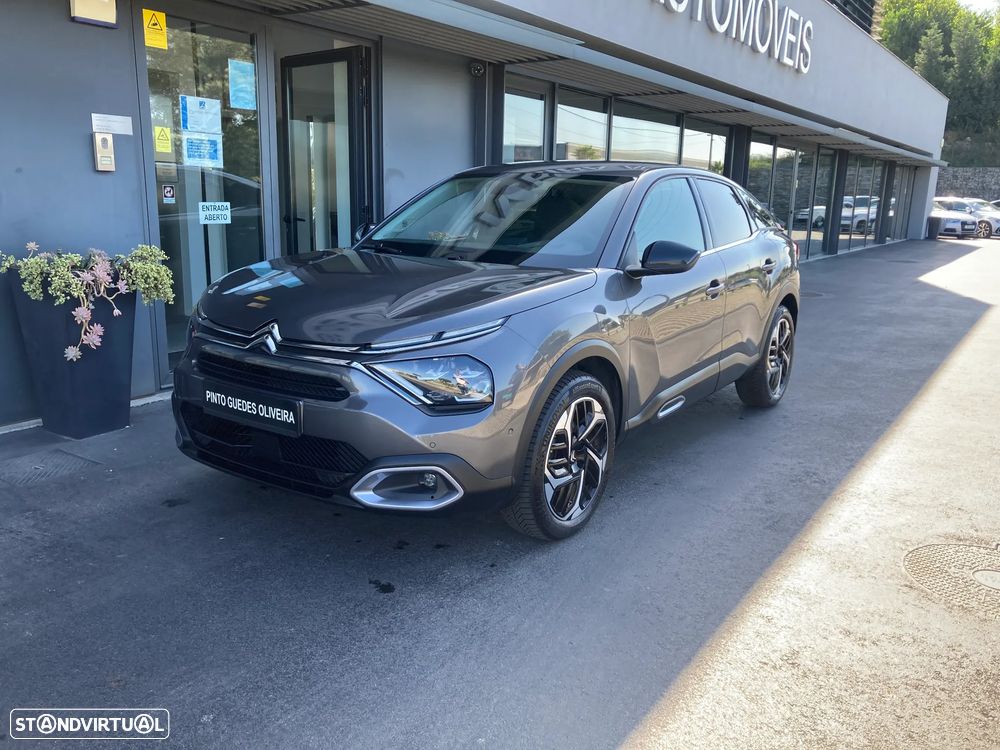 Citroën C4 1.2 PureTech Shine - 1