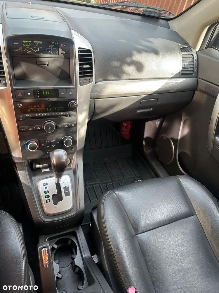 Chevrolet Captiva 2.0 d LT medium - 15