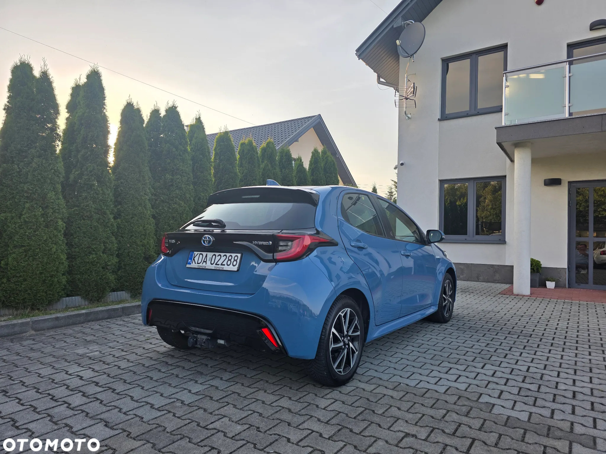 Toyota Yaris Hybrid 1.5 VVT-i Team Deutschland - 20