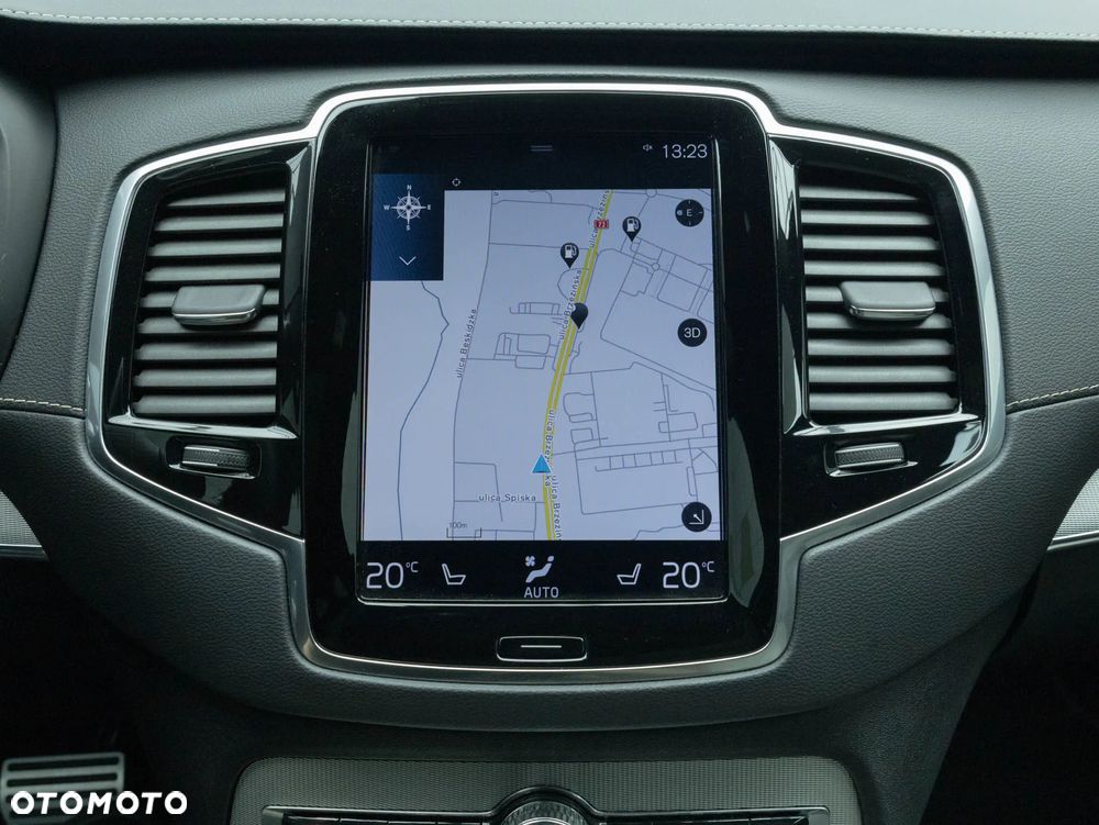 Volvo XC 90 B5 D AWD Ultimate Dark - 21