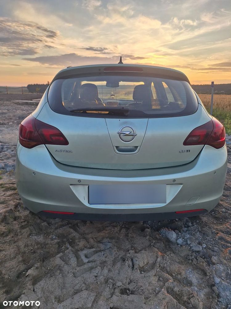 Opel Astra 1.7 CDTI Cosmo - 5
