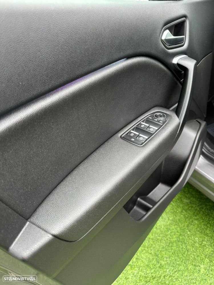 Renault Captur TCe 90 EVOLUTION - 30