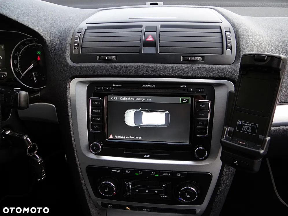 Skoda Octavia 2.0 TDI CR DPF DSG RS - 31