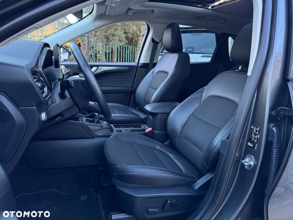 Ford Kuga 1.5 EcoBoost 2x4 Titanium - 6