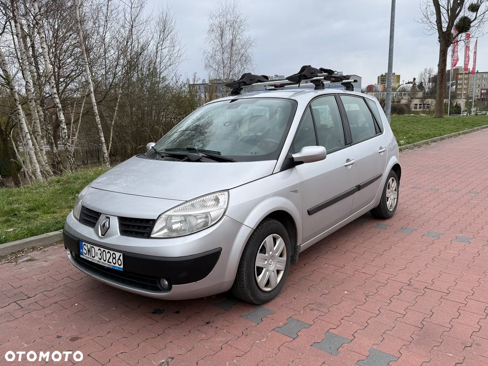 Renault Scenic 1.6 16V Confort Expression - 1