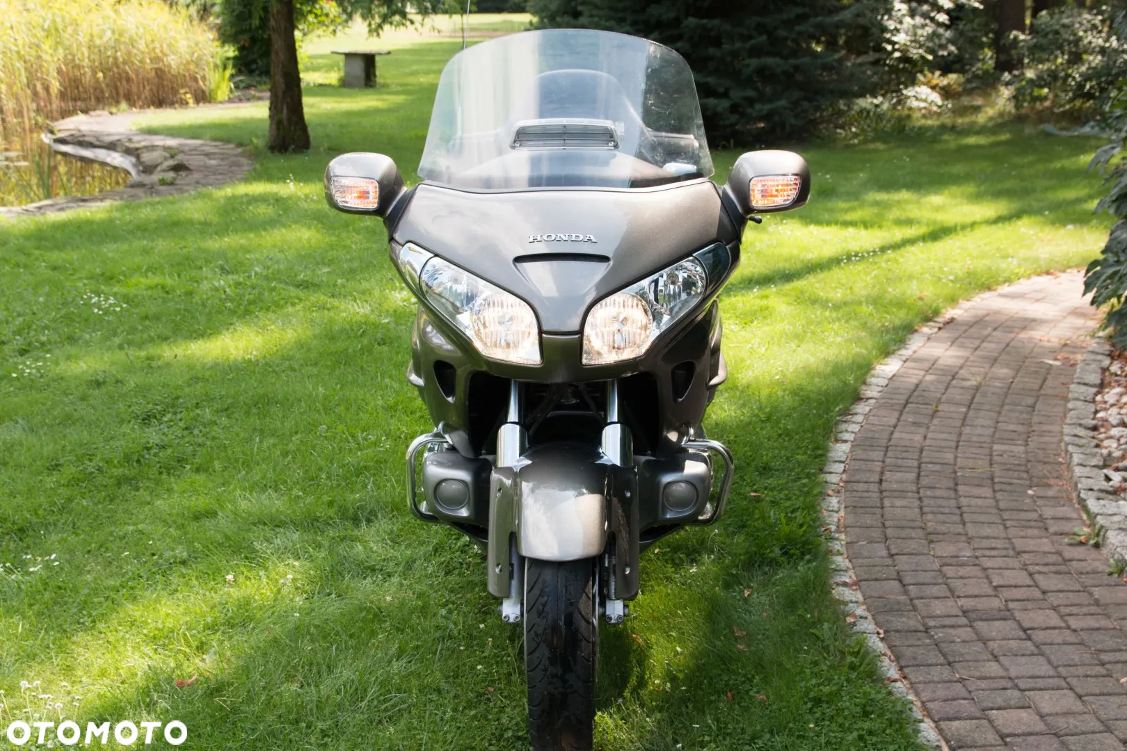 Honda GL - 10