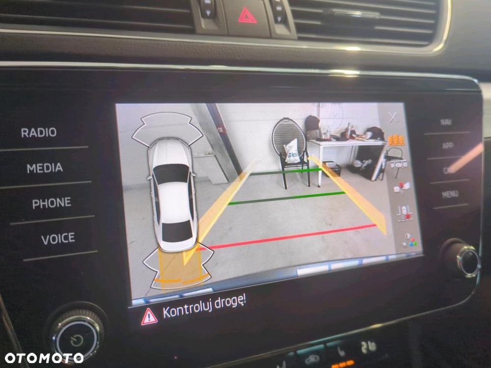 Skoda Superb 1.5 TSI Ambition - 12