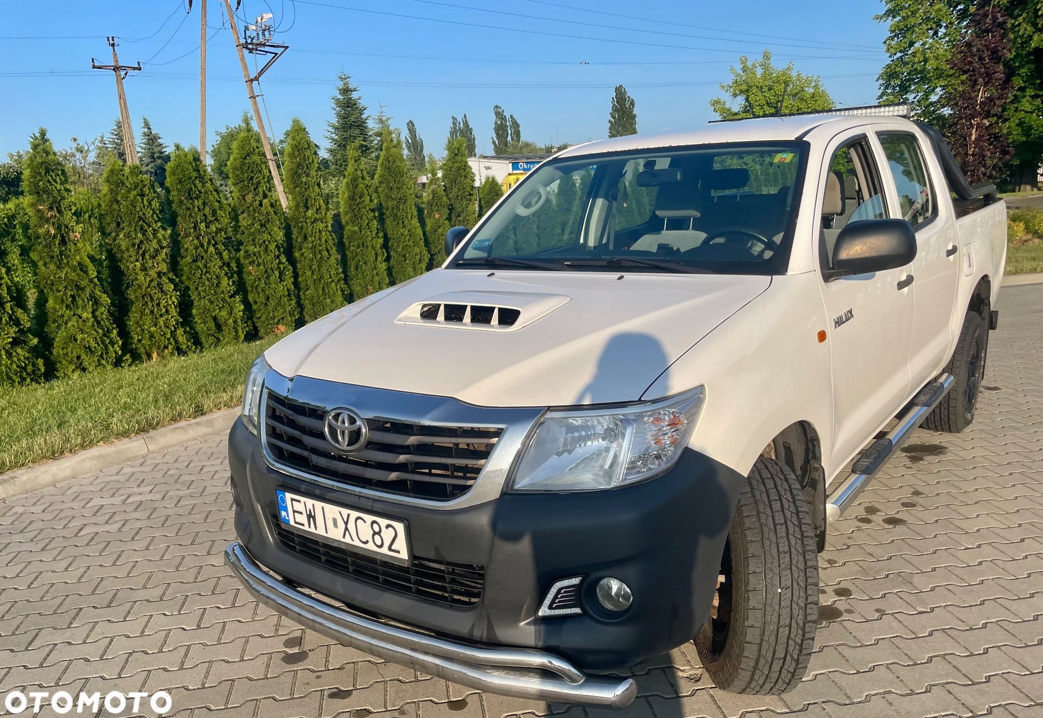 Toyota Hilux - 1