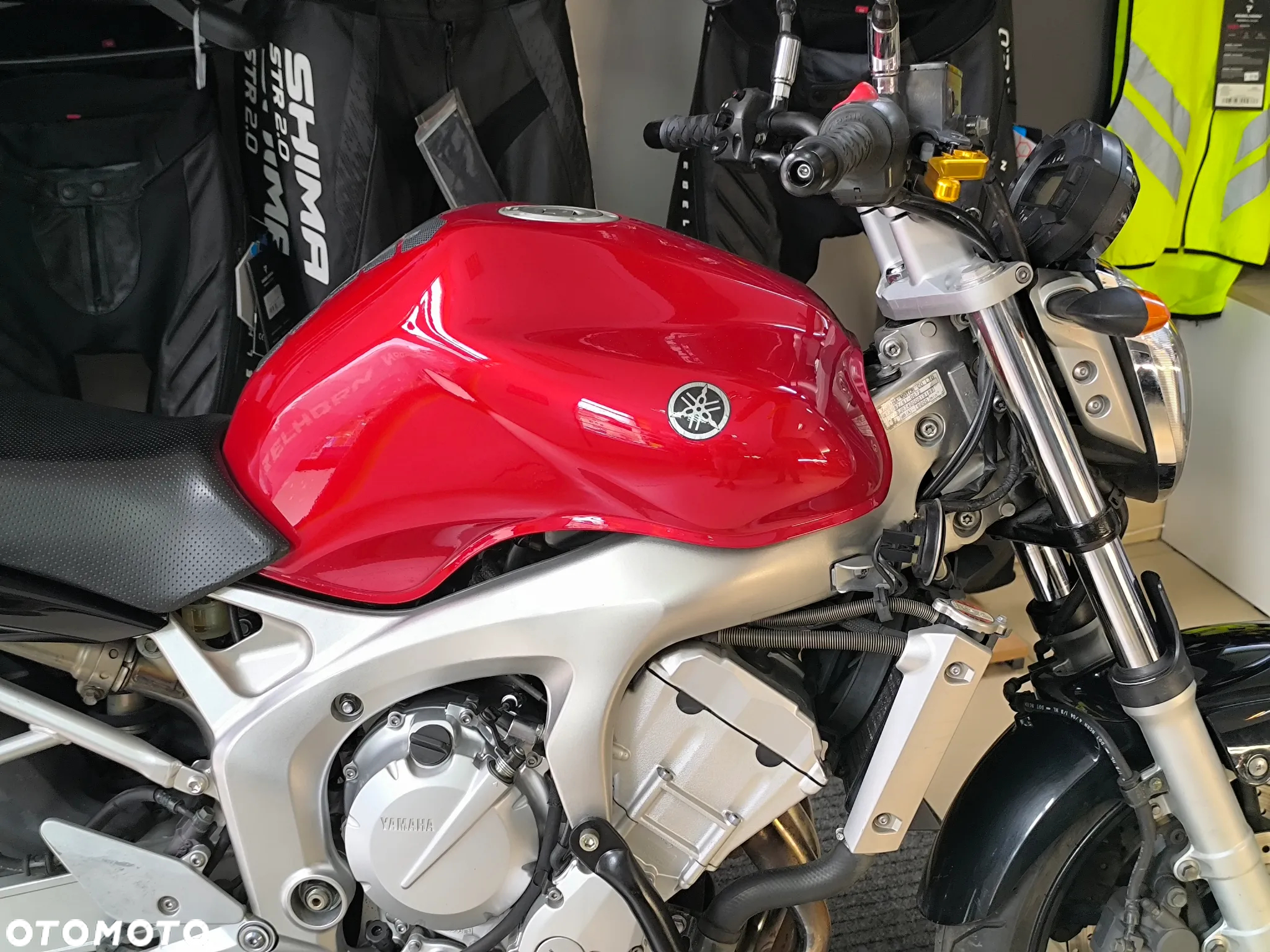 Yamaha FZ6 - 6