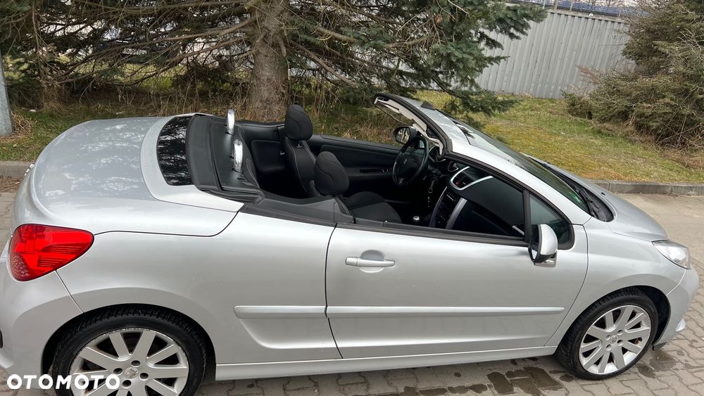Peugeot 207 CC 120 VTi Active - 30