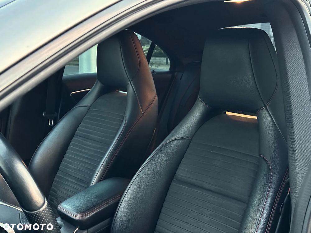 Mercedes-Benz CLA 220 d 7G-DCT AMG Line - 9