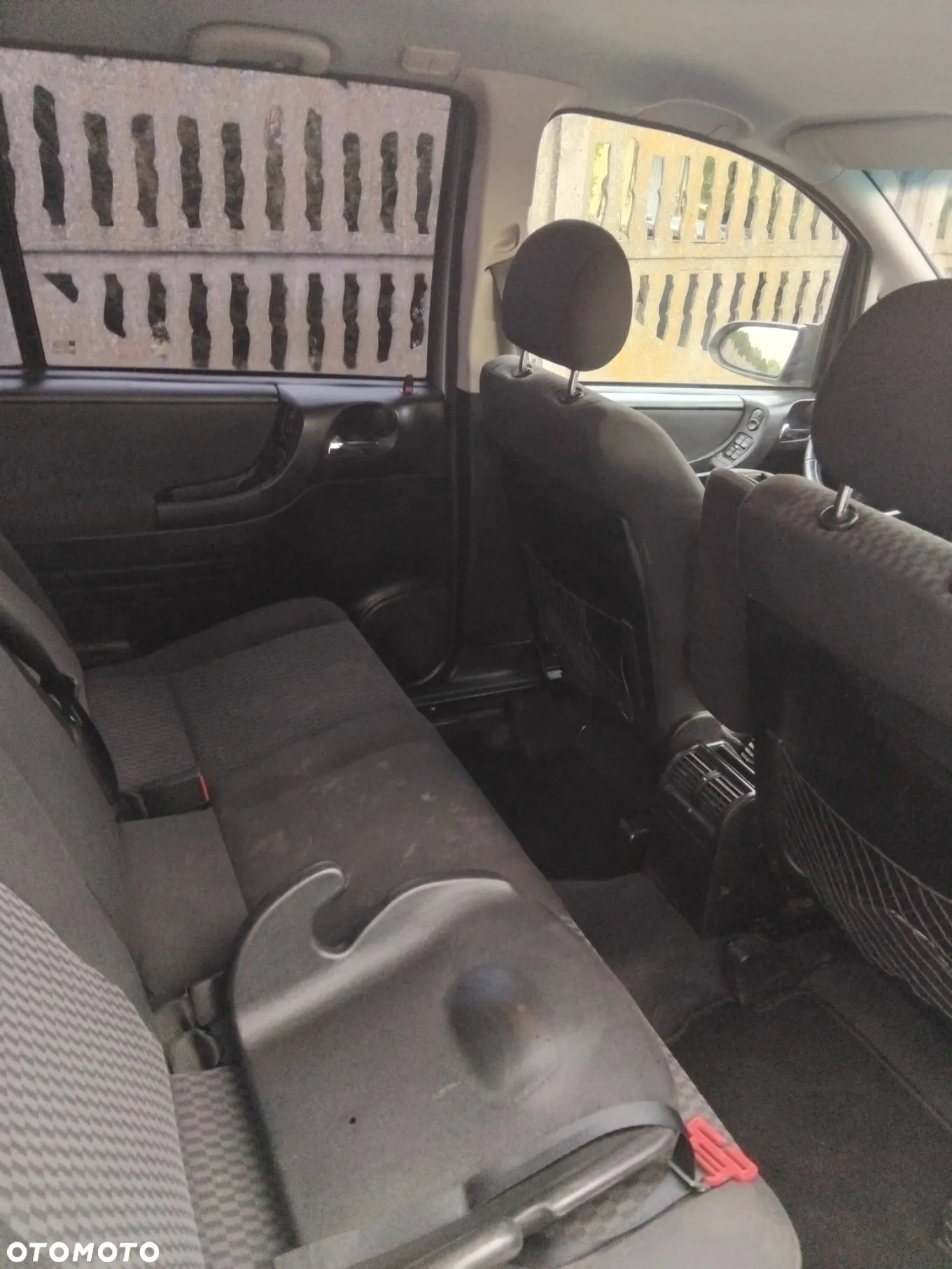 Opel Zafira 1.8 16V Elegance - 6