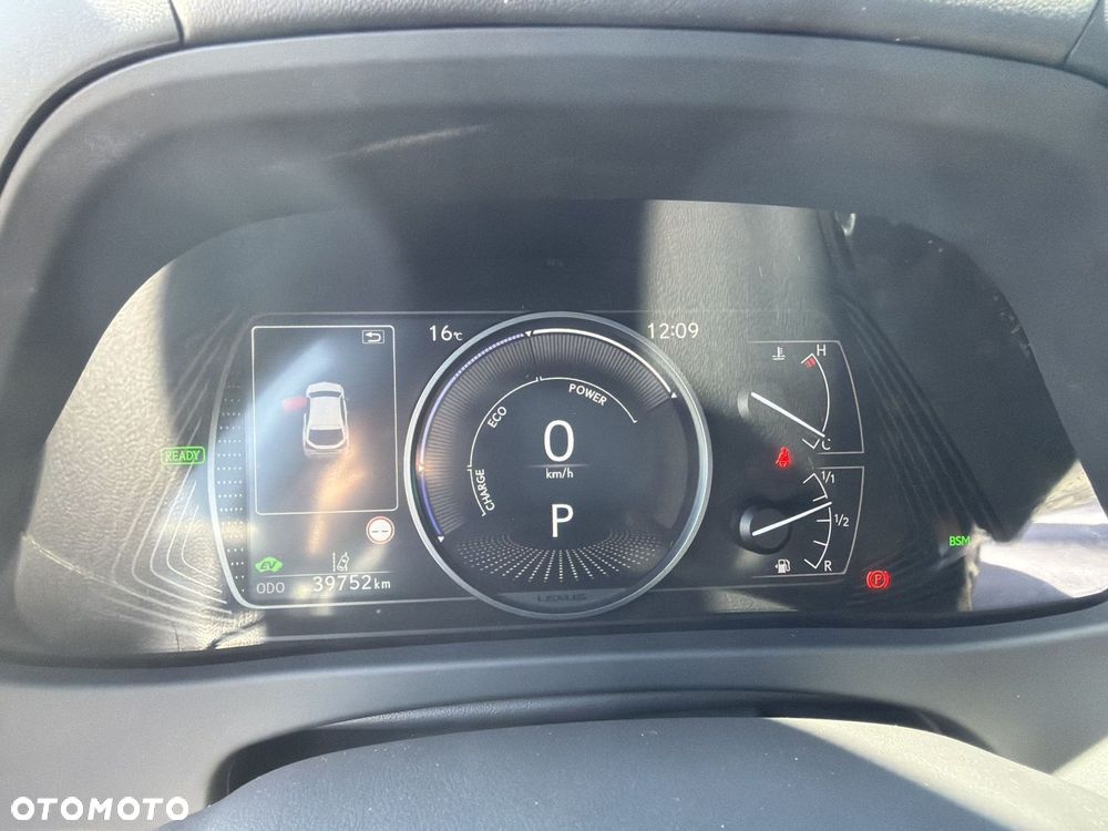 Lexus UX 250h GPF F Sport Design 2WD - 17