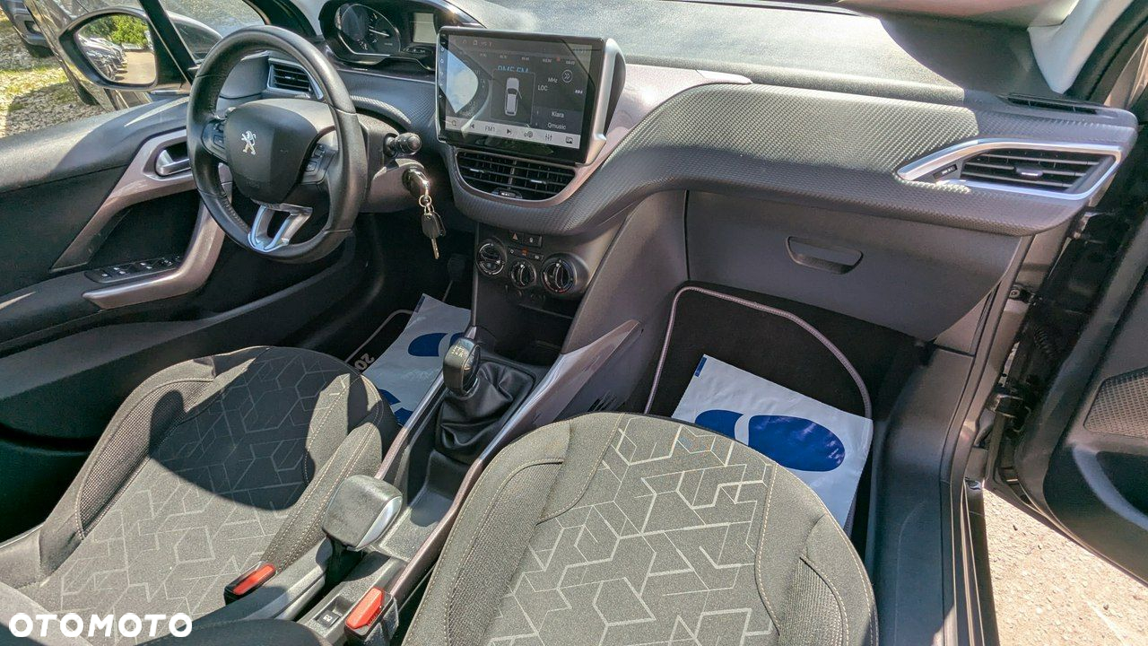 Peugeot 2008 - 18