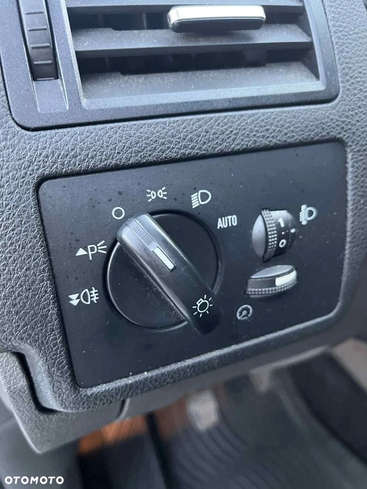 Ford Focus C-Max 1.8 TDCi Ghia - 36