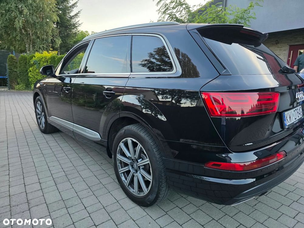 Audi Q7 2018 photo 2