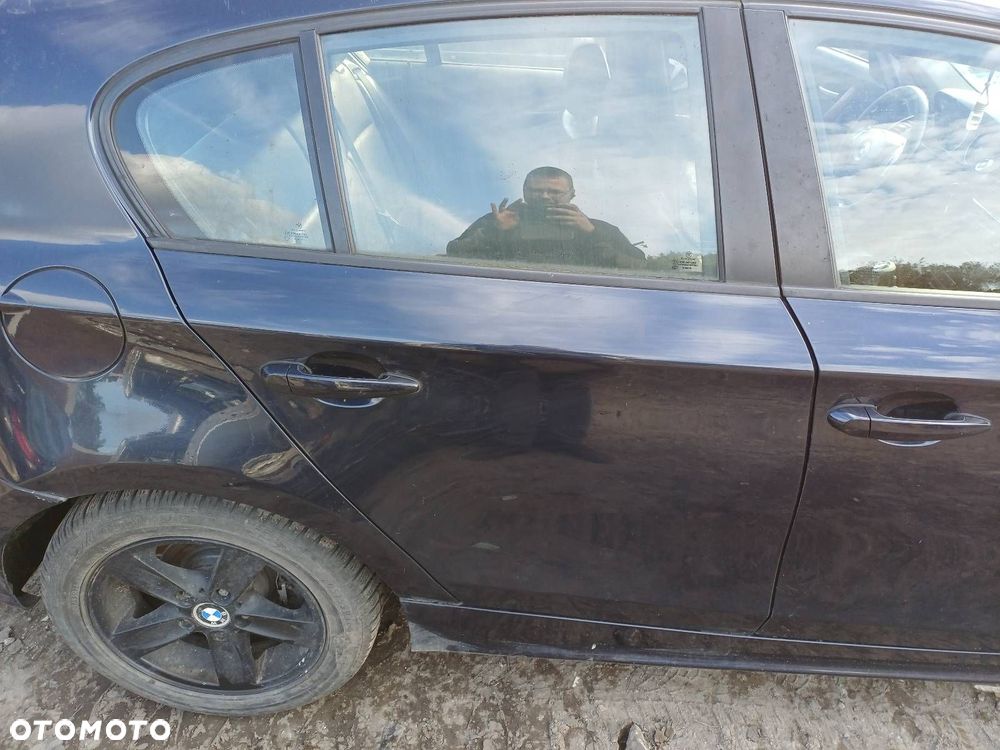 DRZWI KOMPLETNE PRAWY TYŁ BMW E87 120 D A35/5 - 1