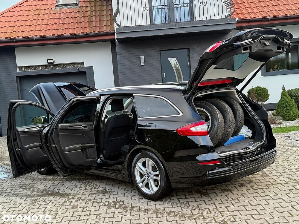 Ford Mondeo 2.0 TDCi Titanium PowerShift - 39