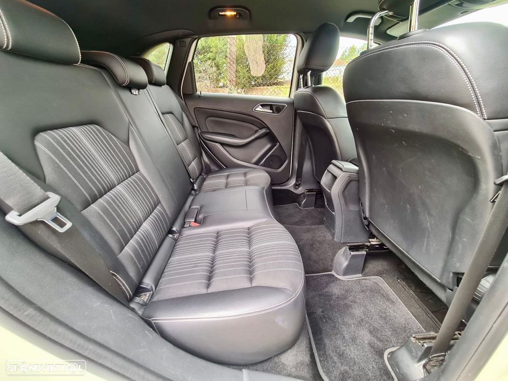 Mercedes-Benz B 180 CDI BlueEFFICIENCY Edition 1 - 18