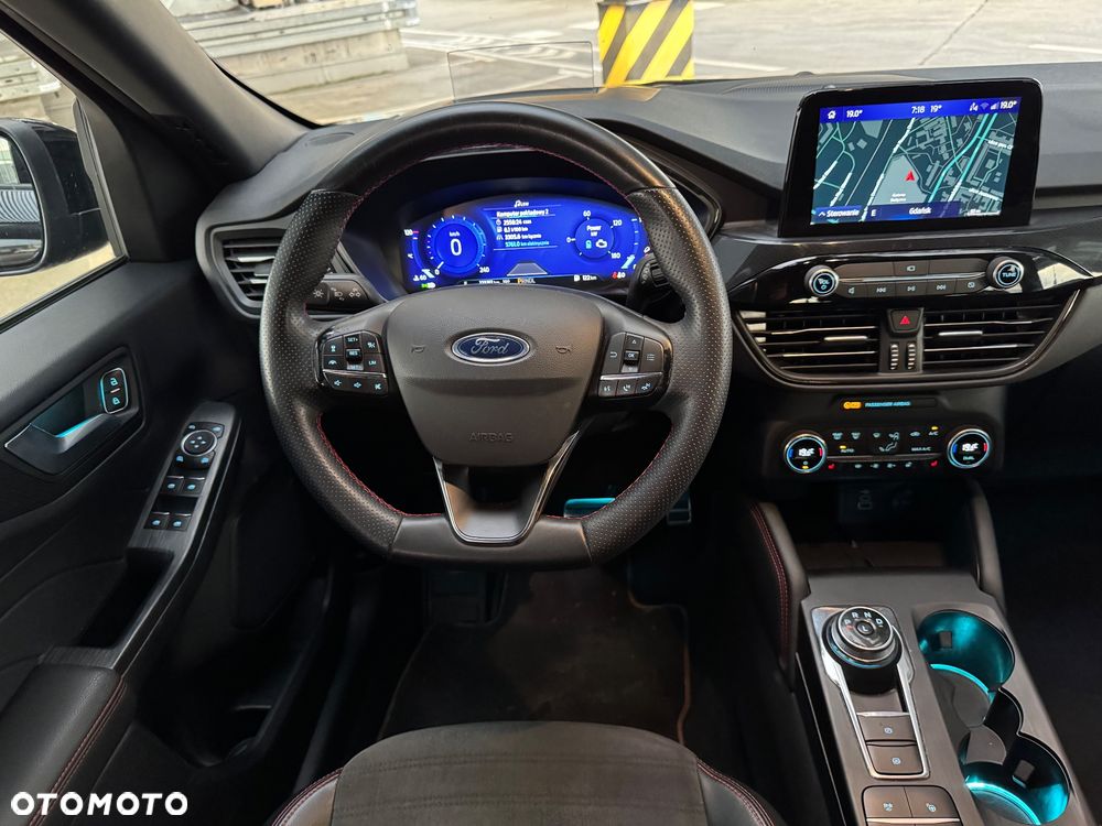 Ford Kuga 2.5 FHEV AWD ST-Line X - 19