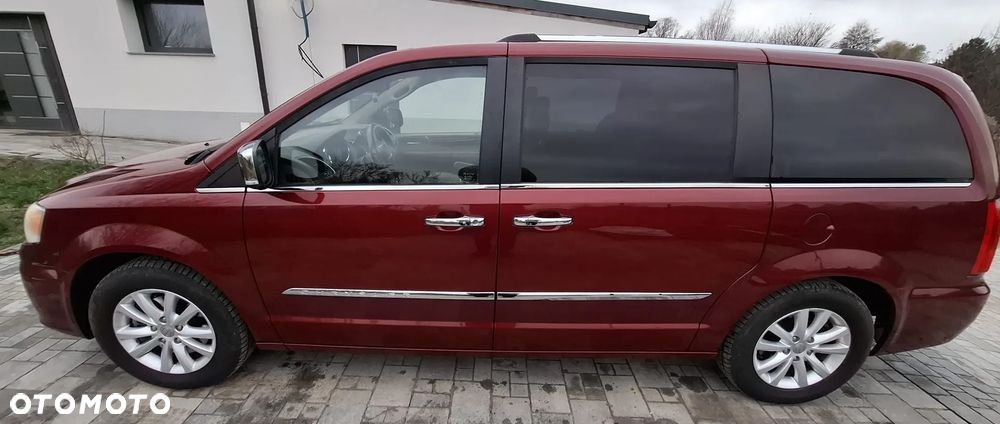 Chrysler Town & Country 3.6 Limited - 1