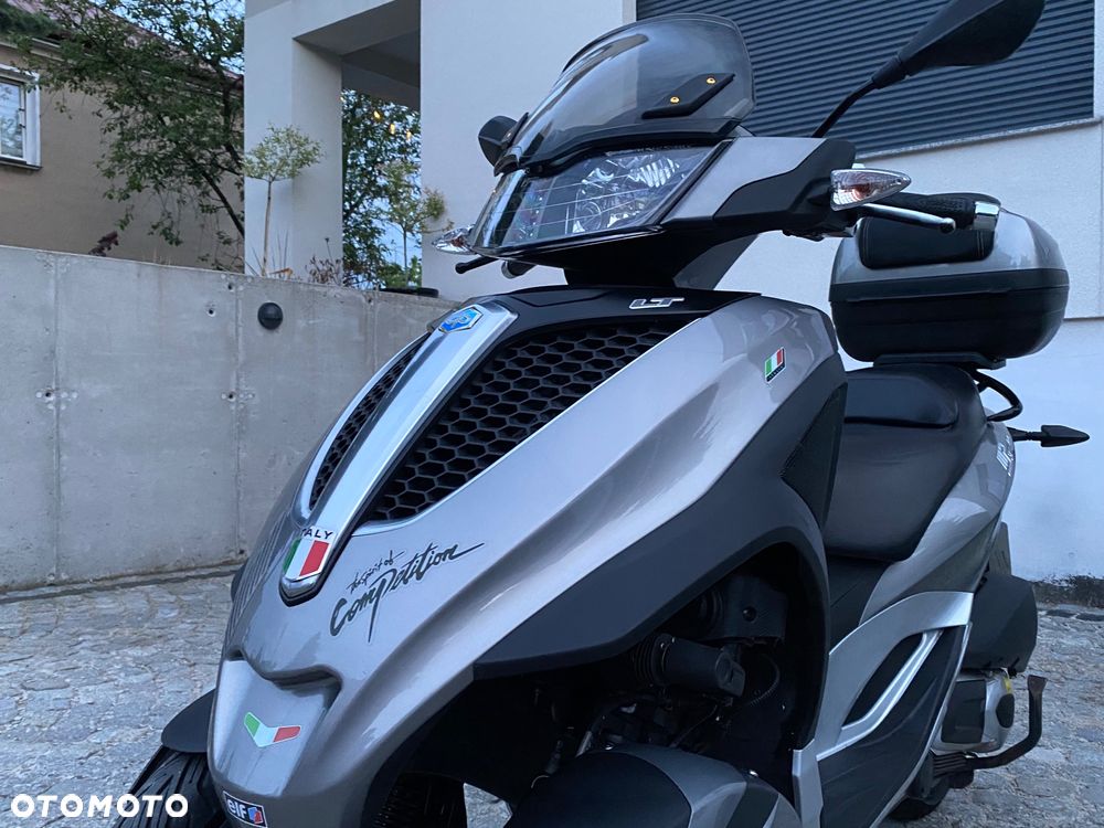 Piaggio MP-3 - 14
